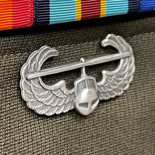 Army Air Assault Badge Silver Oxidized