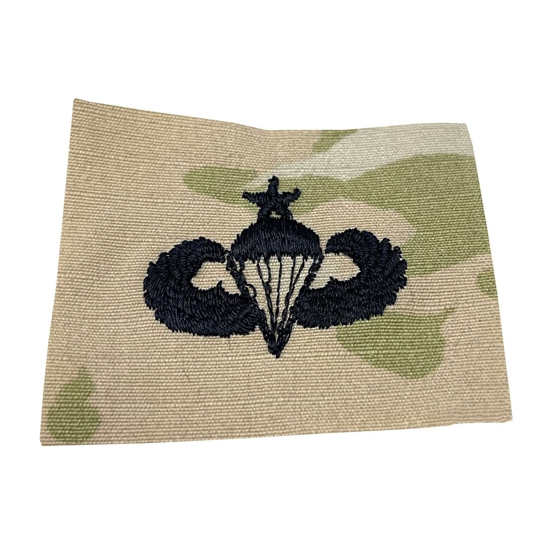 Army Senior Parachutist Badge OCP Sew-On Patch a black parachutist emblem on a white background