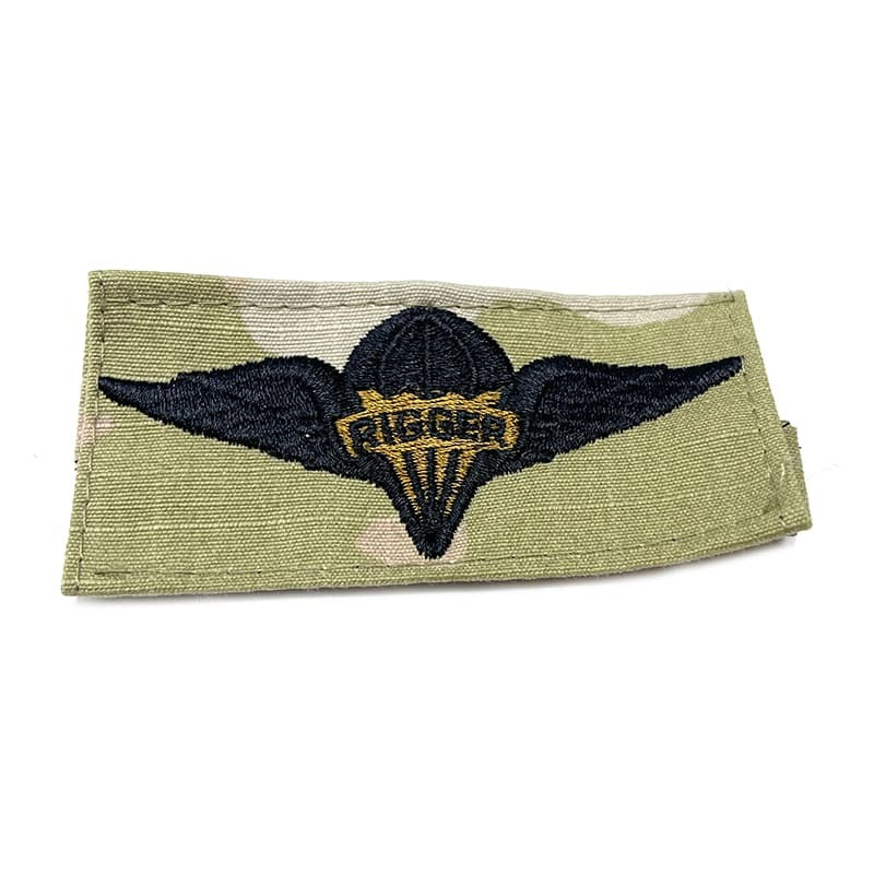 US Army Gold Pararigger Badge - Sew-On OCP Patch - Rigger Wings